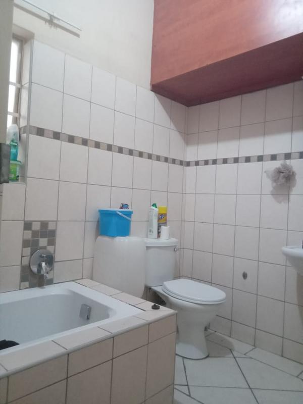 1 Bedroom Property for Sale in Rustenburg Central North West